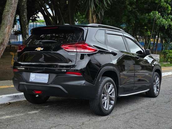 CHEVROLET-TRACKER-2020