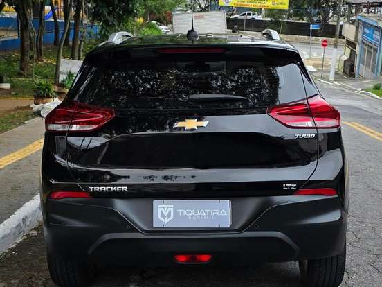 CHEVROLET-TRACKER-2020