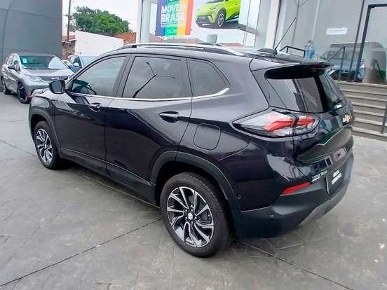 CHEVROLET-TRACKER-2025