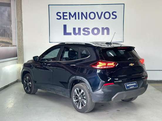 CHEVROLET-TRACKER-2023