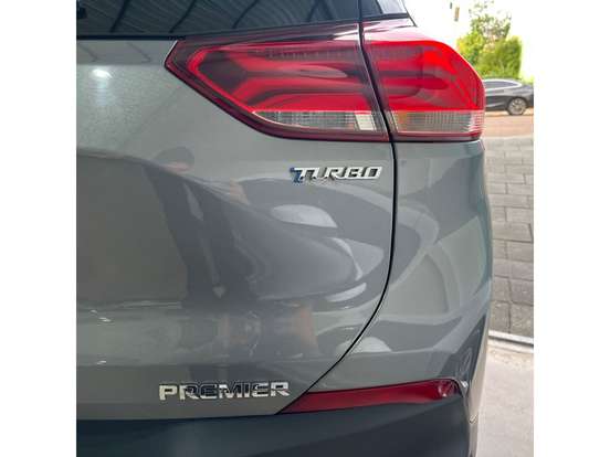 CHEVROLET-TRACKER-2021