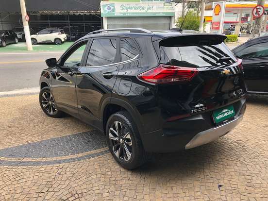 CHEVROLET-TRACKER-2024