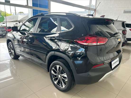 CHEVROLET-TRACKER-2021