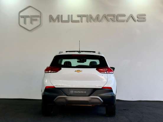 CHEVROLET-TRACKER-2025