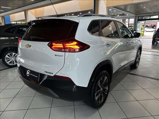 CHEVROLET-TRACKER-2022