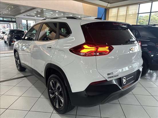 CHEVROLET-TRACKER-2022