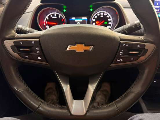 CHEVROLET-TRACKER-2020