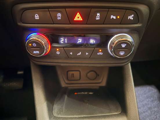 CHEVROLET-TRACKER-2020