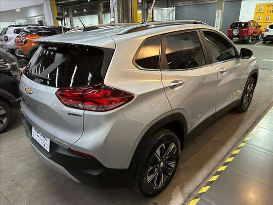 CHEVROLET-TRACKER-2021