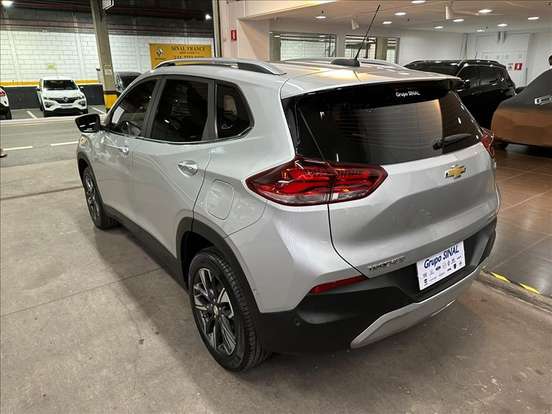 CHEVROLET-TRACKER-2021