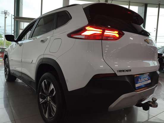 CHEVROLET-TRACKER-2020