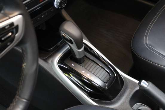 CHEVROLET-TRACKER-2023