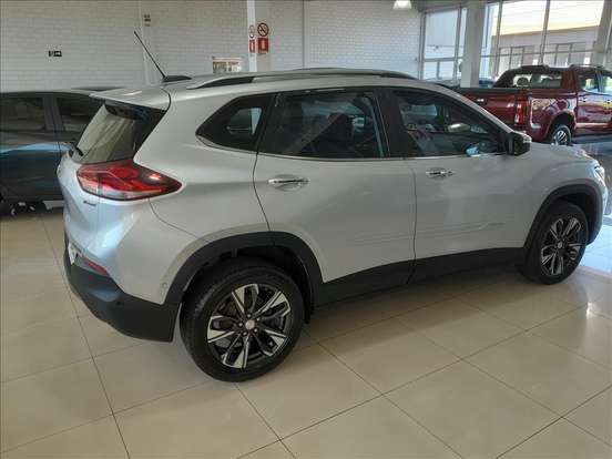 CHEVROLET-TRACKER-2022