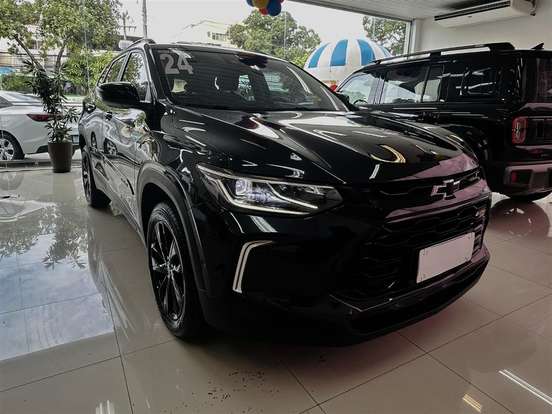 CHEVROLET-TRACKER-2023