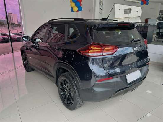 CHEVROLET-TRACKER-2023