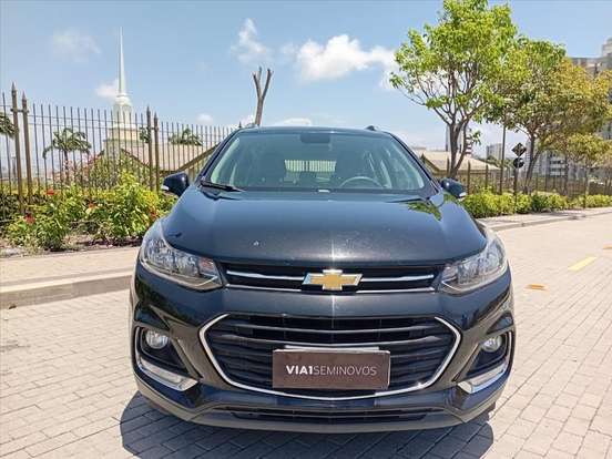 CHEVROLET-TRACKER-2017