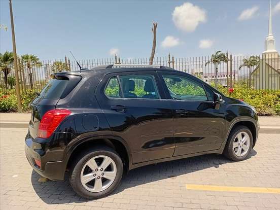 CHEVROLET-TRACKER-2017