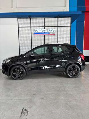 CHEVROLET-TRACKER-2018