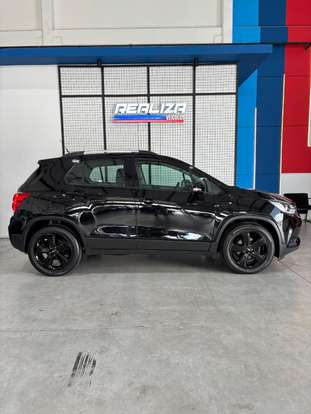 CHEVROLET-TRACKER-2018