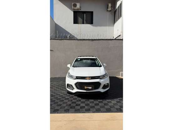 CHEVROLET-TRACKER-2018