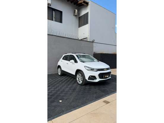 CHEVROLET-TRACKER-2018