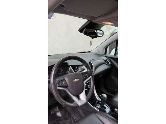 CHEVROLET-TRACKER-2018