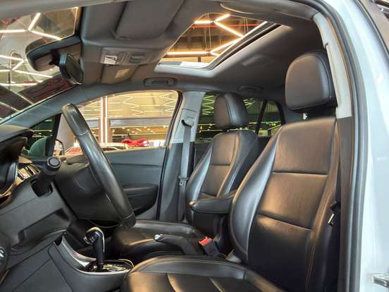 CHEVROLET-TRACKER-2018