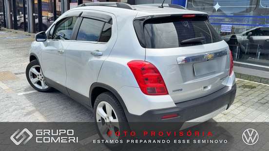 CHEVROLET-TRACKER-2015