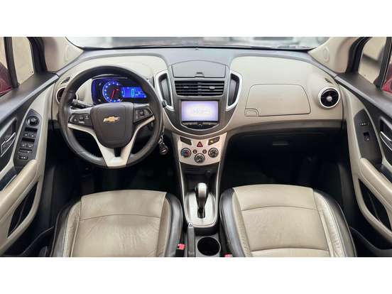 CHEVROLET-TRACKER-2015