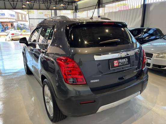 CHEVROLET-TRACKER-2013