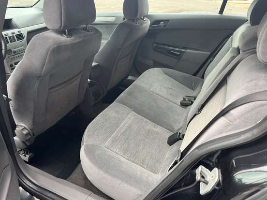 CHEVROLET-VECTRA-2011