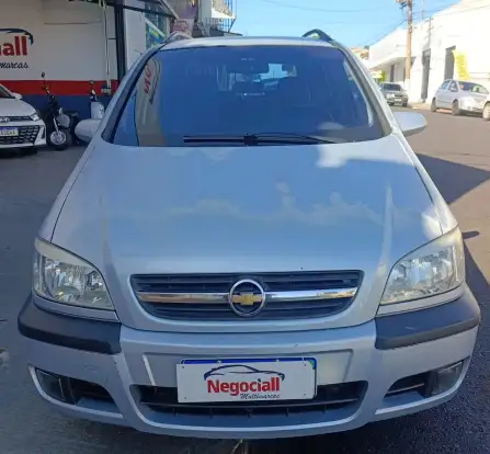 CHEVROLET-ZAFIRA-2010
