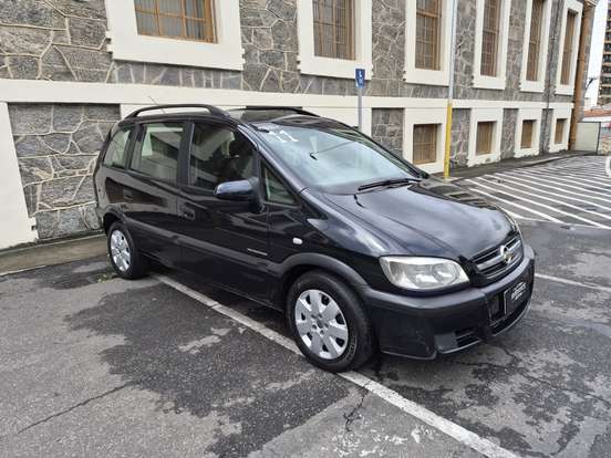 CHEVROLET-ZAFIRA-2.0 MPFI EXPRESSION 8V FLEX 4P AUTOMÁTICO CHEVROLET-ZAFIRA-2010