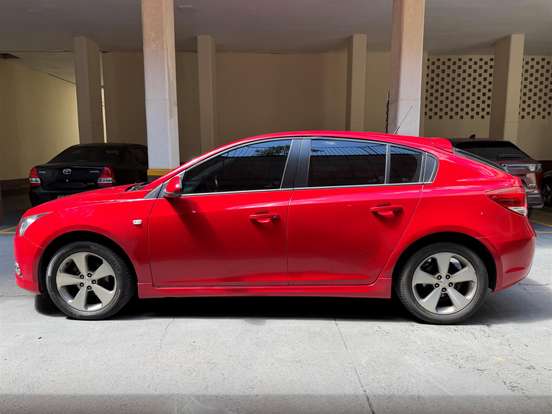 CHEVROLET-CRUZE-2013