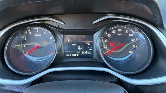 CHEVROLET-ONIX-2021