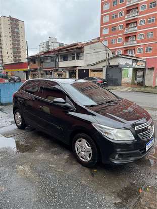 CHEVROLET-ONIX-2013
