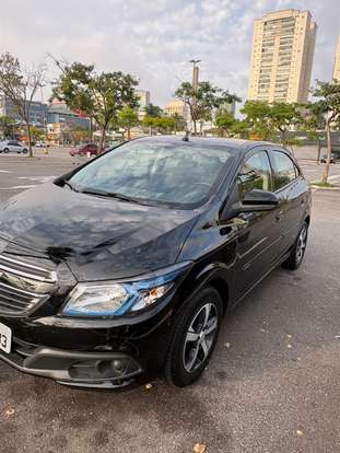 CHEVROLET-ONIX-2016