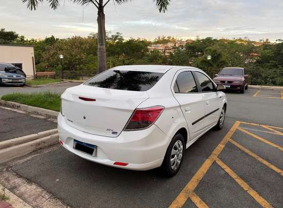 CHEVROLET-PRISMA-2019