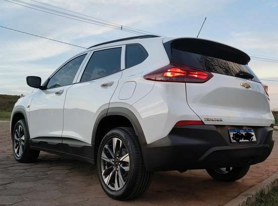CHEVROLET-TRACKER-2022