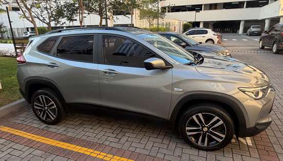 CHEVROLET-TRACKER-2024