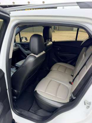 CHEVROLET-TRACKER-2015