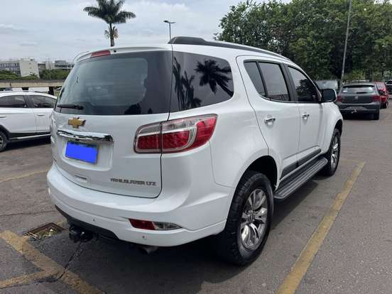 CHEVROLET-TRAILBLAZER-2016
