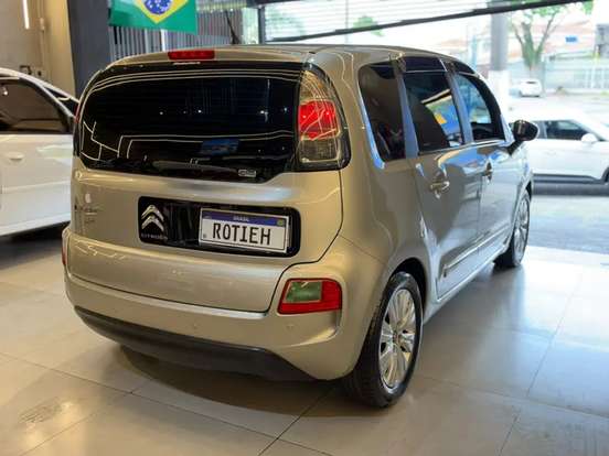 CITROËN-C3 PICASSO-1.6 FLEX GLX BVA CITROËN-C3 PICASSO-2013
