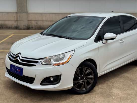 CITROËN-C4 LOUNGE-1.6 TENDANCE 16V TURBO FLEX 4P AUTOMÁTICO CITROËN-C4 LOUNGE-2015