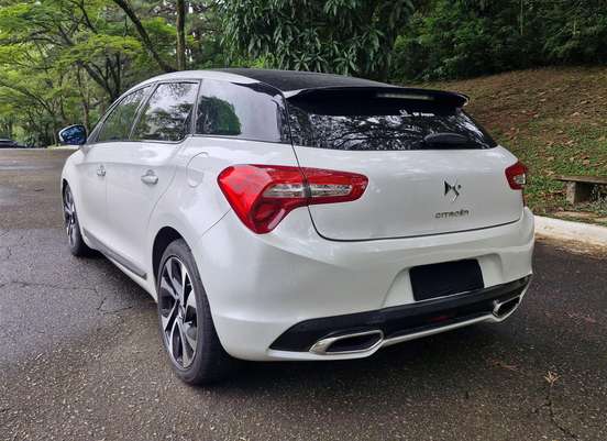 CITROËN-DS5-1.6 THP GASOLINA BVA CITROËN-DS5-2013