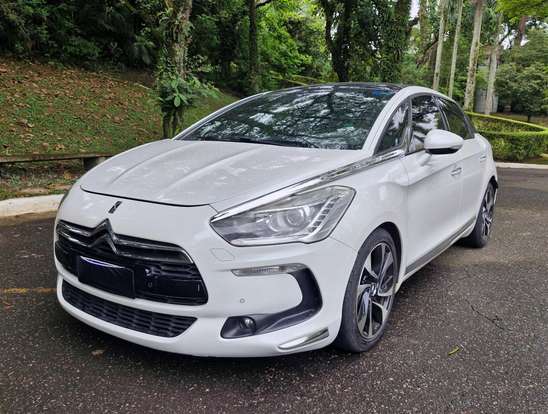 CITROËN-DS5-2013