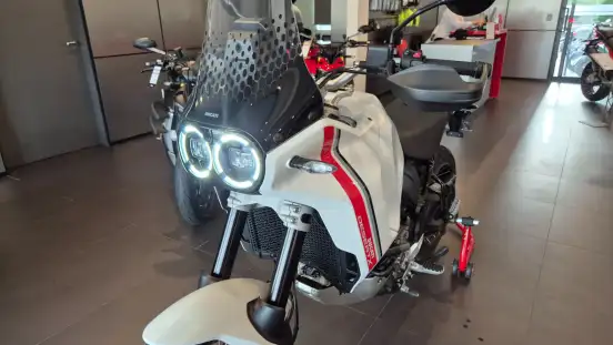 DUCATI-DESERT X-2025