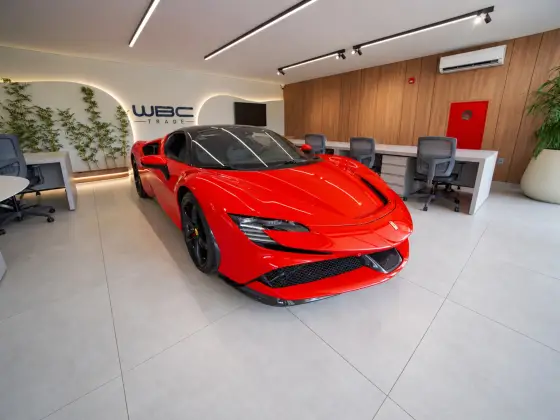 FERRARI SF90 4.0 V8 TURBO PHEV STRADALE F1-DCT