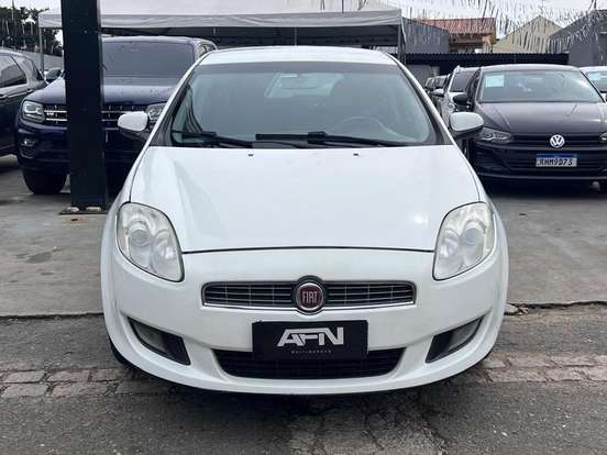 FIAT-BRAVO-1.8 ABSOLUTE 16V FLEX 4P AUTOMATIZADO FIAT-BRAVO-2013