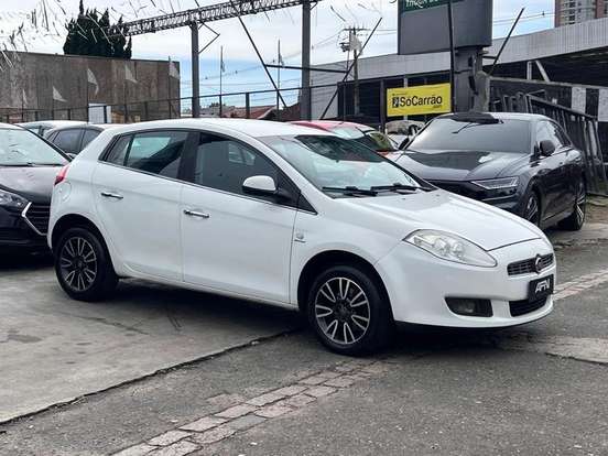 FIAT-BRAVO-2013